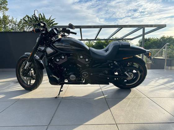 HARLEY-DAVIDSON V ROD NIGHT ROD ESPECIAL 